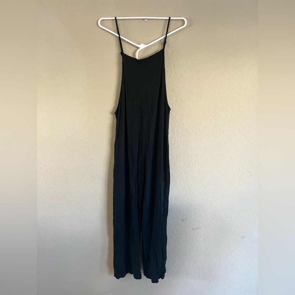 Carly jean black jumper- M